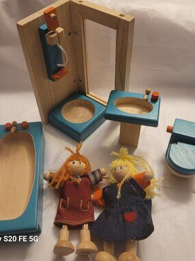Plan Toys Dollhouse Bathroom Set